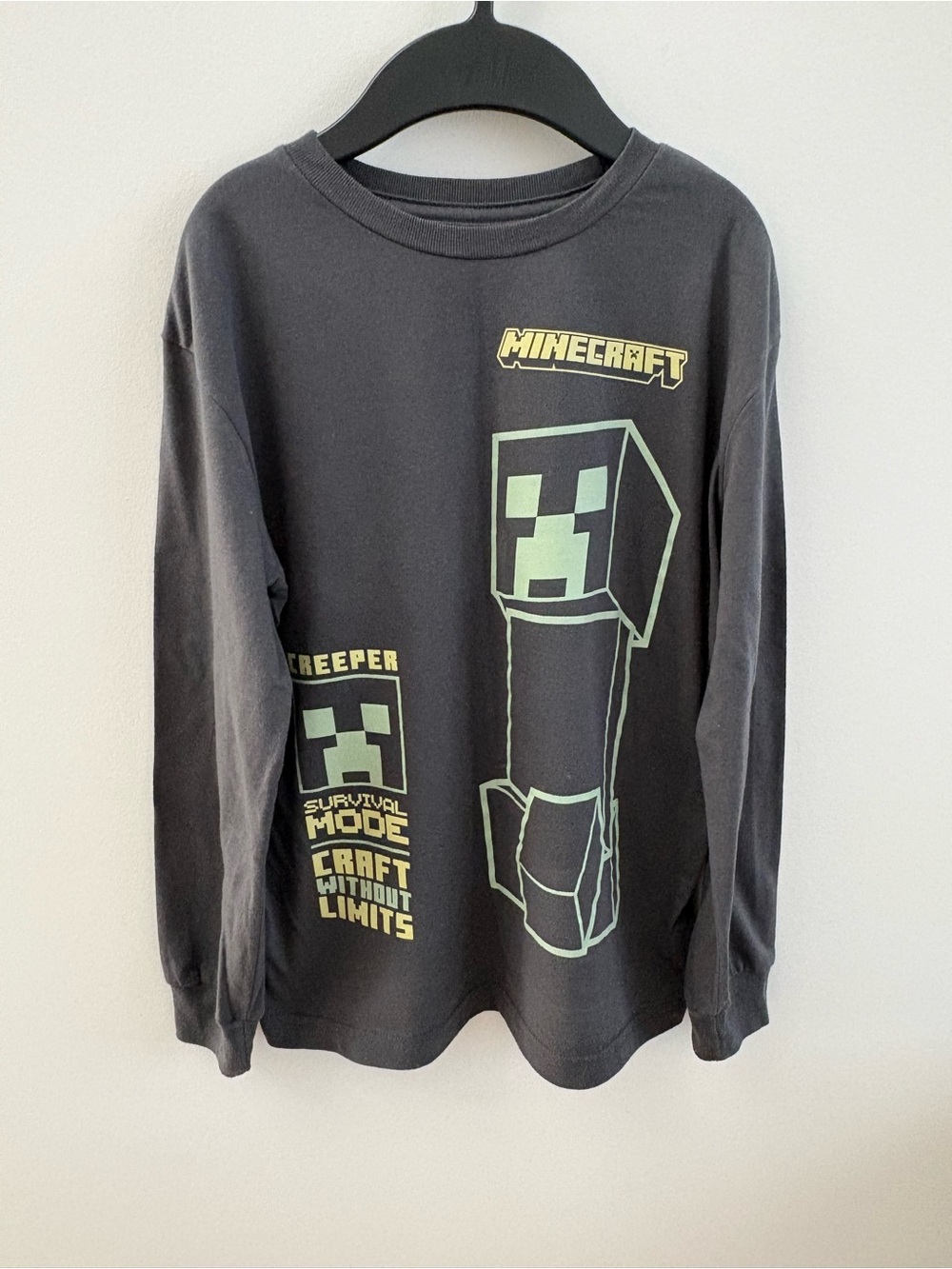GAP Black Long-Sleeve Minecraft Creeper Graphic Tee